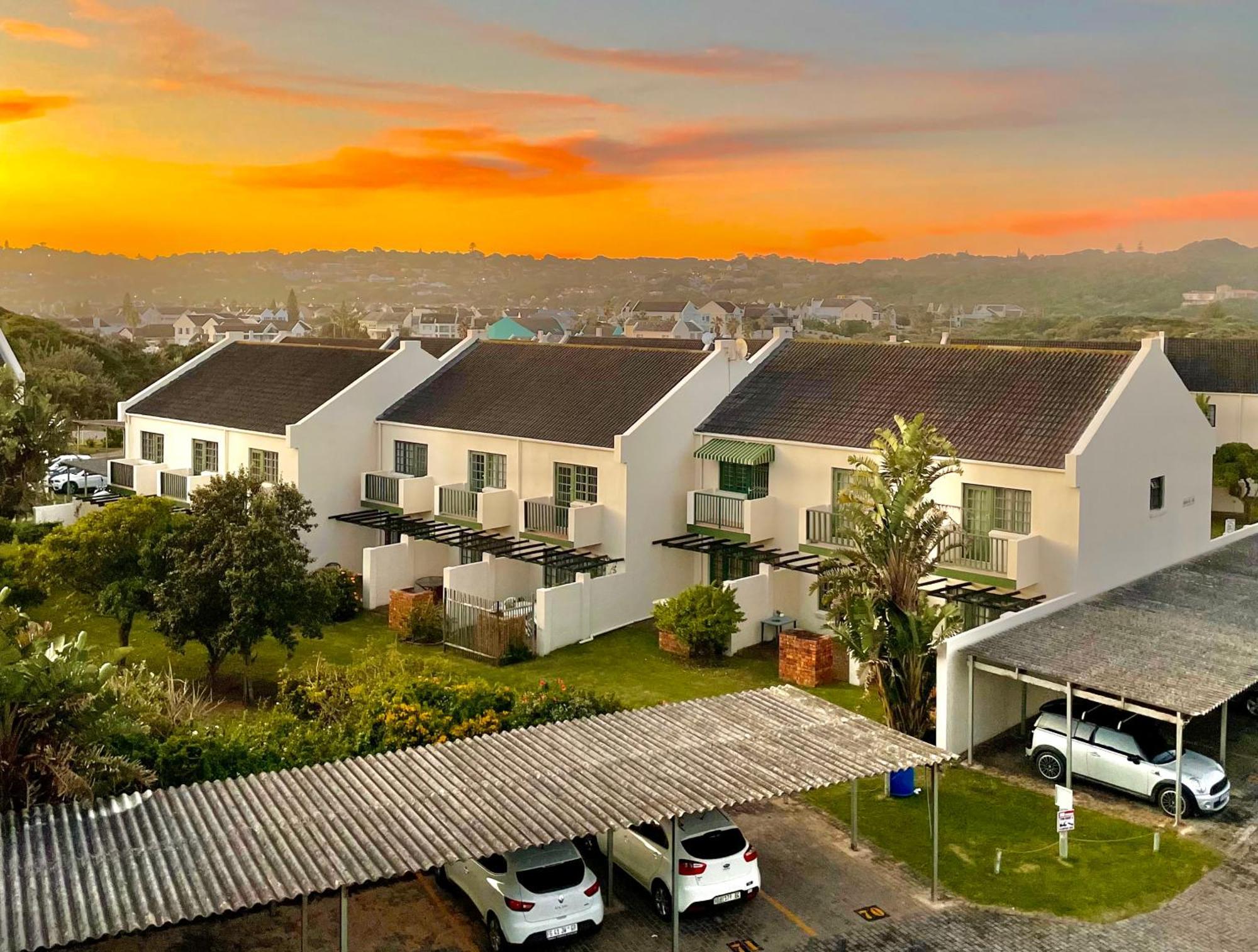 62 Settler Sands Beachfront Accommodation Port Alfred Exterior photo